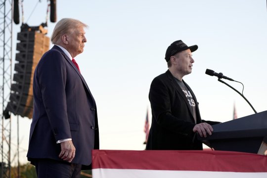 Miliardarii care au pompat milioane de dolari în cursa pentru Casa Albă. Cei mai mulți îl preferă pe Donald Trump