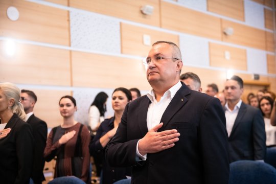 Nicolae Ciucă și-a lansat programul pentru Cotroceni. ”Președintele unifică societatea și presează guvernul să-și respecte angajamentele”