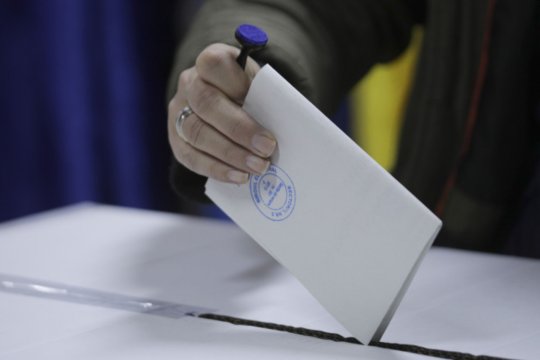 De mâine cei 14 candidați la alegerile prezidențiale își pot începe campania electorală. Ce reguli trebuie să respecte