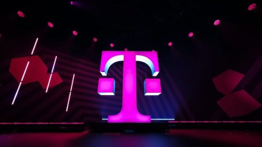 Tranzacția anului. Doi giganți ai telecomunicațiilor se unesc și cumpără Telekom