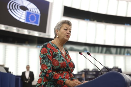Comisia Europeană cere aderarea totală a României și Bulgariei la spațiul Schengen. Vrea asta până la finalul anului
