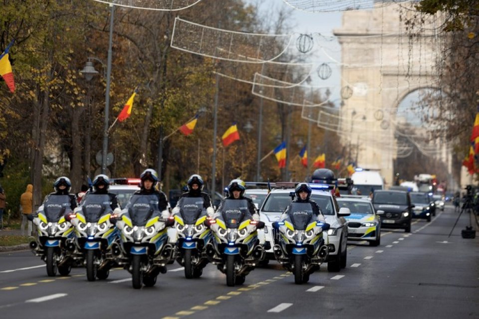 La ce oră va începe parada de 1 Decembrie