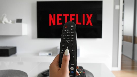 Vești proaste pentru utilizatorii Netflix! Se măresc abonamentele de luna viitoare