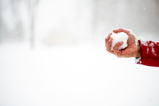 Când vin ninsorile mari în România. Meteorologii au făcut anunțul ce îi speri pe șoferi