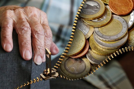 Ce pensii rămân nemodificate de la 1 ianuarie 2025. Categoriile care nu vor primi niciun ban în plus