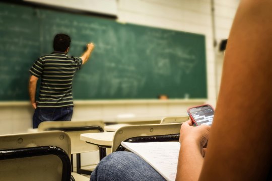 Schimbare de program pentru elevi. Cum vor fi afectați de alegerile prezidențiale