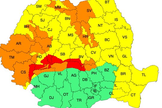 Codul roșu a fost extins! Ninsoare și viscol în mai multe zone din țară