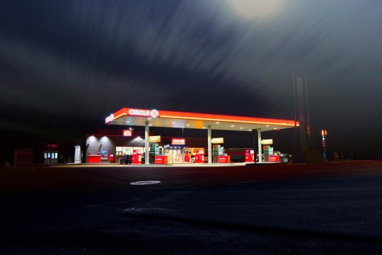 Ce prețuri vor avea benzina și motorina de la 1 ianuarie 2025. Cu cât vor crește accizele pentru carburanți
