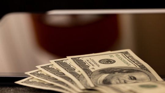 Ce salariu are un președinte american. Diferența de la cer la pământ dintre venitul unui șef de stat din SUA și Klaus Iohannis