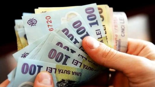 Românii care primesc 1.000 de lei înainte de Crăciun. Cine se încadrează să primească această sumă