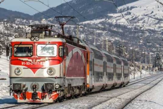 Mersul Trenurilor 2024-2025. 4 noi trenuri introduse pe ruta București-Brașov. CFR Călători a anunțat schimbări începând cu 15 decembrie 2024