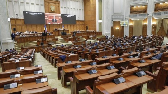 Noii aleși au depus jurământul pentru Camera Deputaților. Cum arată structura, după alegerile parlamentare din 1 decembrie