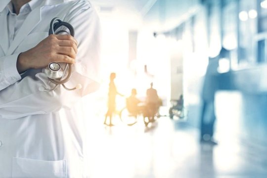 Nouă spitale și Serviciul de Ambulanță vor asigura asistență medicală în zilele de Crăciun, în București. Care sunt acestea