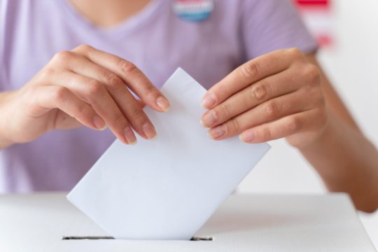 LIVE TEXT | Alegeri prezidențiale 2024: Elena Lasconi sau Călin Georgescu. Românii din diaspora au început deja să voteze