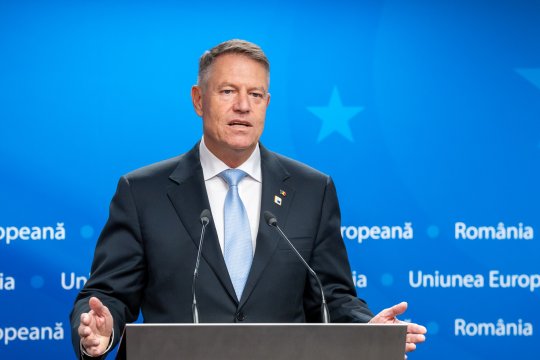 Klaus Iohannis este somat să desecretizeze și informațiile legate de alegerile parlamentare. Ce partid cere asta