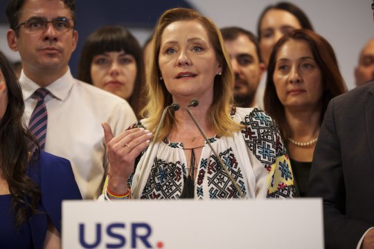 Cum a reacționat CTP când a văzut că Elena Lasconi i-a trimis o scrisoare lui Donald Trump