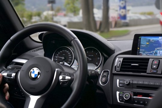 Cum se schimbă permisul auto în 2024? Ce acte sunt necesare