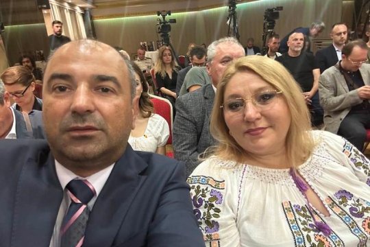 Cine este Silvestru Şoşoacă? Vrea să divorţeze de senatoarea Diana Şoşoacă şi să-i ia numele