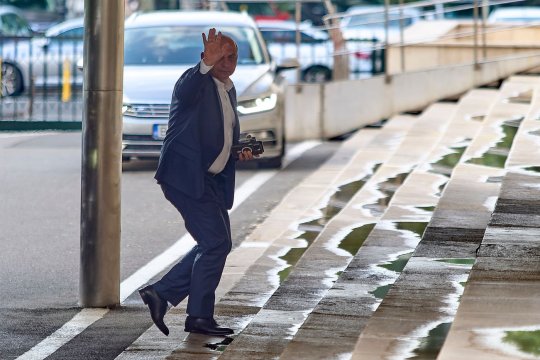 De ce a renunţat, de fapt, coaliţia la Cătălin Cîrstoiu? Cine va candida acum la Primăria Capitalei
