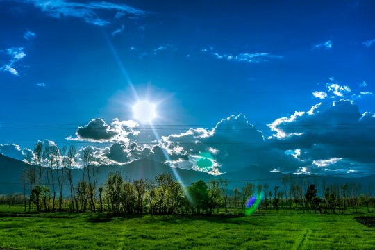 Prognoza meteo pentru luna iunie 2024. ANM a anunţat cum va fi vremea în toate regiunile