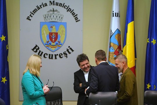 Nicuşor Dan a câştigat încă un mandat în fruntea Capitalei. Cine sunt primarii din sectoarele 1, 2, 3, 4, 5 şi 6