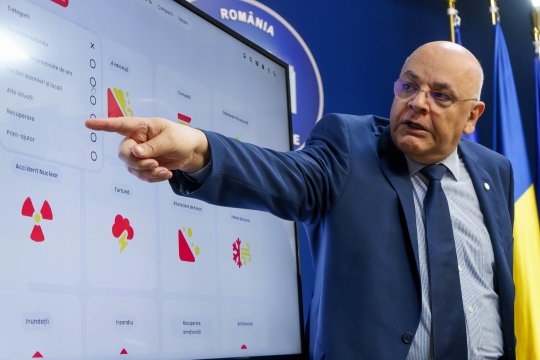 Ce trebuie să facă românii în caz de cod roşu de caniculă? Raed Arafat a oferit detalii