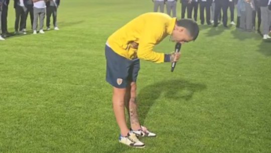 Naţionala a revenit acasă. Emoţie şi lacrimi la Mogoşoaia: "Aţi fost primul nostru jucător"