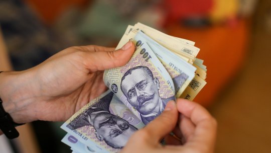 Salariul mediu brut pe economie a fost 8480 lei în iunie, iar cel net 5176 lei | COMUNICAT