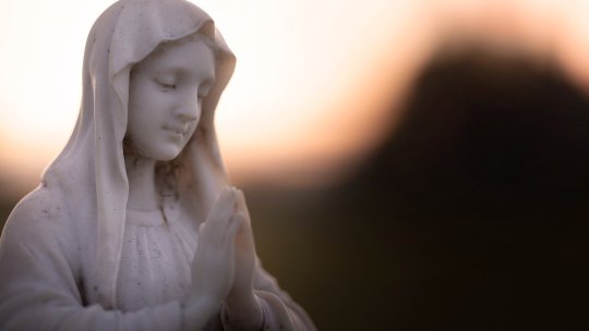 Când spunem La mulţi ani de Sfânta Maria? Pe 15 august sau 8 septembrie