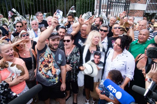 Motivul pentru care iubita lui Alain Delon nu a fost lăsată să participe la înmormântare