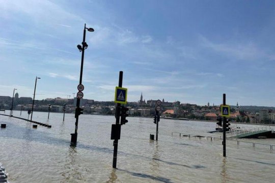 Budapesta este sub ape din cauza ploilor din ultima vreme. Nivelul Dunării a atins un nou record
