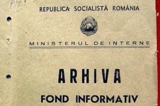 130.000 de funcționari publici din România sunt verificați dacă au fost turnători sau torționari ai Securității. Apar cazuri pe bandă rulantă