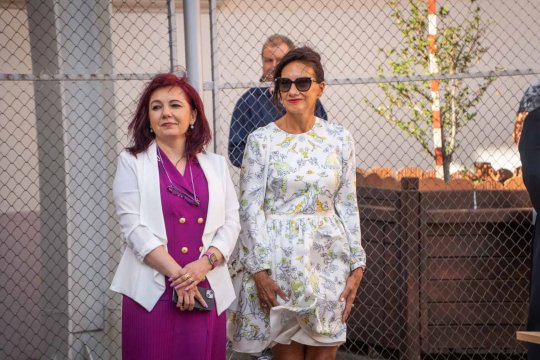 Carmen Iohannis, nelipsită de la începerea anului școlar. Ce mesaj le-a transmis copiilor cărora le este dirigintă