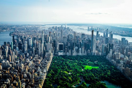 Taxă din New York implementată și în România. Un deputat PSD de Iași a venit cu propunerea