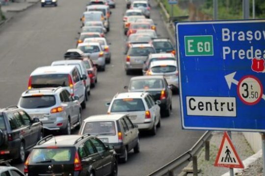A apărut o alternativă la DN1. Vestea bună pentru șoferii care stau cu orele pe Valea Prahovei