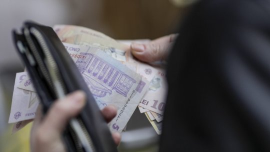 Când primesc românii pensiile în ianuarie 2025. Cu ce probleme se confruntă seniorii la început de an