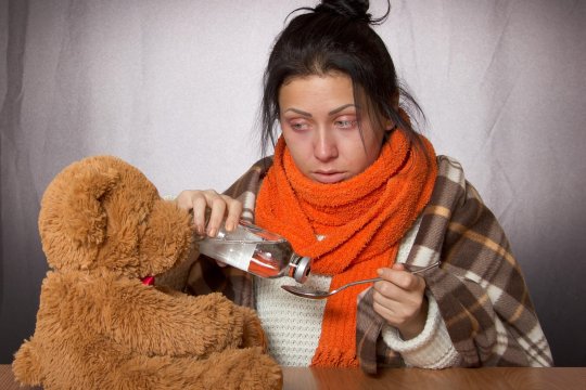 Care este diferența dintre gripă și COVID? Iată cum le deosebești