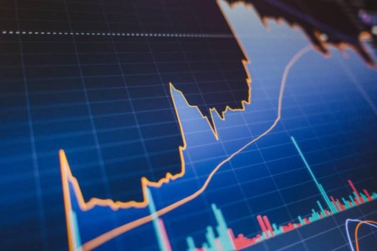 Alimente mai ieftine, servicii mai scumpe. INS anunță inflația de 9,9% pentru luna septembrie