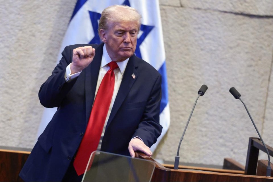 Donald Trump, în timpul discursului din Knesset. 13 octombrie 2025