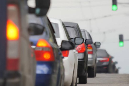 Stelian Bujduveanu anunță planul pentru fluidizarea traficului: “150.000 de mașini mai puțin în orele de vârf”