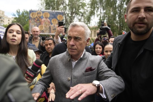 Atac violent al lui Călin Georgescu la adresa lui Bolojan: “Trădare și slugărnicie în fața Ungariei”