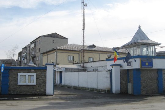 Breșă de securitate uriașă la Penitenciarul Târgu Jiu. Un deținut a accesat sistemul informatic și și-a modificat pedeapsa
