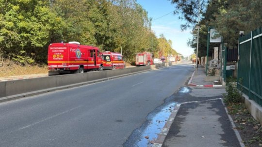 Incendiu puternic în Pipera! Două mașini au luat foc, iar 40 de persoane au fost evacuate dintr-un hotel
