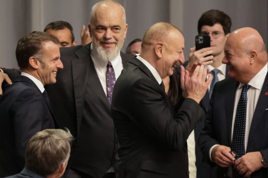 Donald Trump, subiect de discuție la Copenhaga. Cum l-au ironizat liderii aflați la Summit, după gafa cu „Aberbaijan” și Armenia