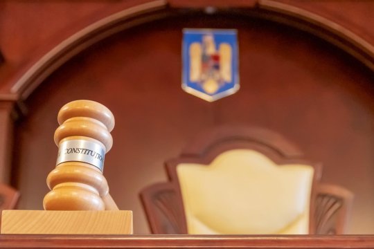 CCR blochează reforma pensiilor magistraților. Proiectul Guvernului Bolojan, declarat neconstituțional
