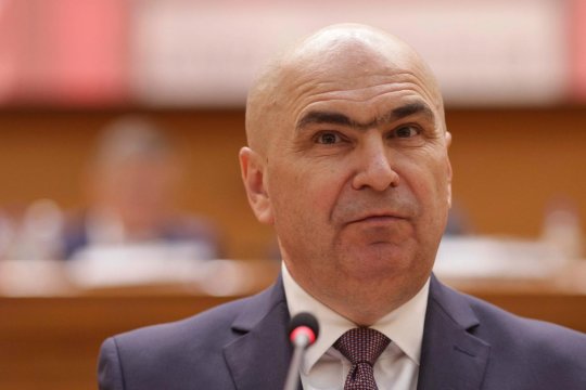 CCR a respins legea, dar Bolojan nu cedează: “România are nevoie de această reformă”