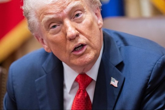 Trump îi cere lui Zelenski să cedeze Donbasul. Tensiuni uriașe înaintea summitului Trump-Putin de la Budapesta