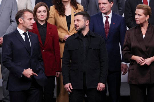 Zelenski și aliații europeni pun presiune pe Trump: Negocierile să pornească de la frontul actual