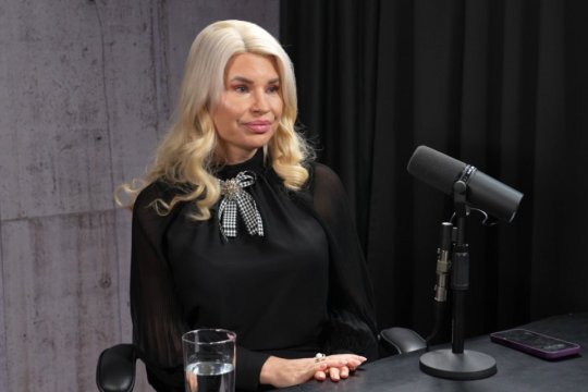 Sorina Faier, la podcastul I AM MEDIA BUSINESS: “România nu e pregătită pentru salarii transparente”