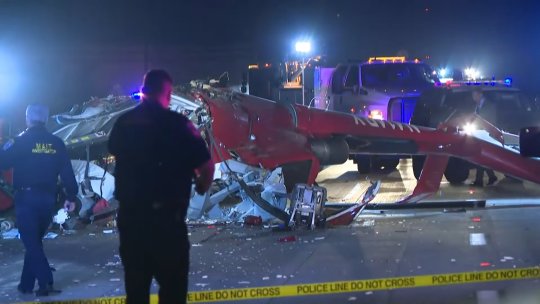 Tragedie la bordul unui elicopter medical. Echipajul a fost grav rănit după prăbușire, iar o persoană a fost prinsă sub epavă